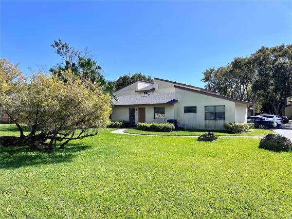 Greenglades, 11353 SW 109th Rd #55-Z, Kendall, Florida 33176, image 3