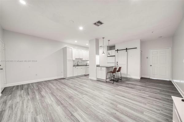 Bird Grove, 2734 Bird Ave #213, Miami, Florida 33133, image 3