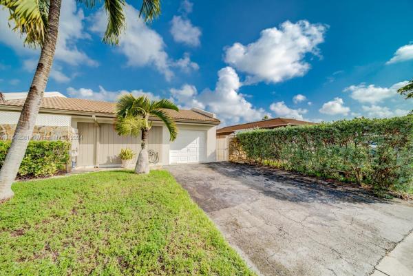 Coral Highlands, 11561 SW 83rd Ter, Kendall, Florida 33173, image 1