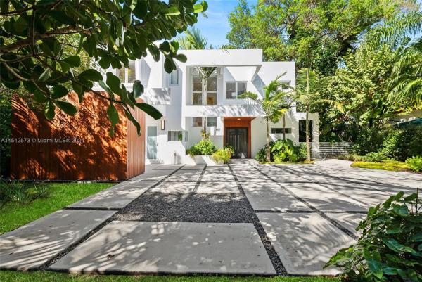 Pomona, 3901 Kumquat Ave, Miami, Florida 33133, image 3