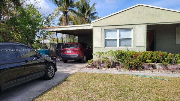 Boynton Hills, 123 NW 5th Ct, Boynton Beach, Florida 33435, image 2