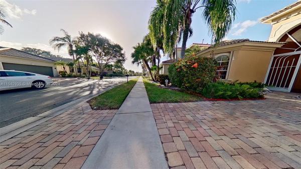 Mizner Falls, 7133 Veneto Dr, Boynton Beach, Florida 33437, image 3