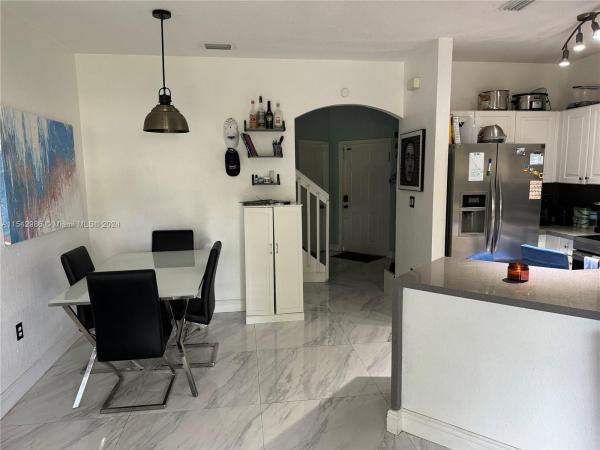 Catalina Place, 6411 Catalina Ln, Tamarac, Florida 33321, image 3