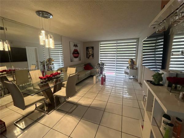 Samari Lake East, 10000 NW 80th Ct #2232, Hialeah Gardens, Florida 33016, image 3