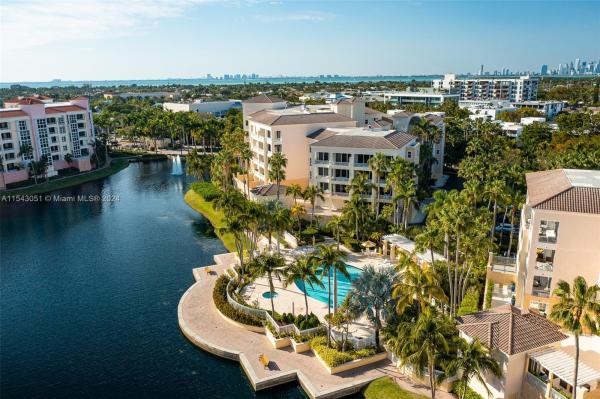Resort Villa, 717 Crandon Blvd #407, Key Biscayne, Florida 33149, image 1
