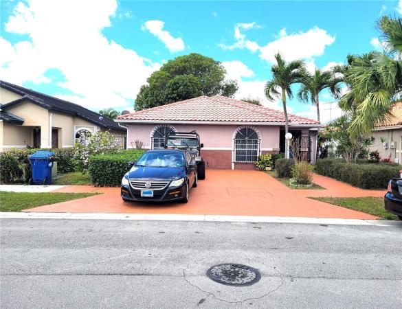 Bird Lakes South, 5500 SW 142nd Pl, Kendale Lakes, Florida 33175, image 1
