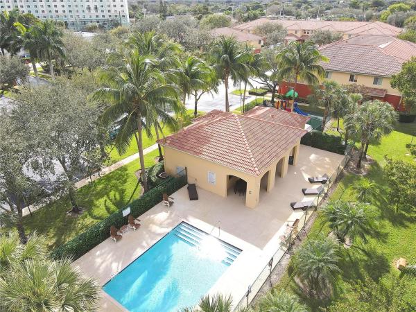 Villas Of Palomino, 3310 Palomino Dr #624-6, Davie, Florida 33024, image 2