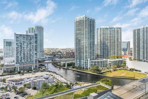 Reach Brickell City Centre, 68 SE 6th St #1704, Miami, Florida 33131, image 2