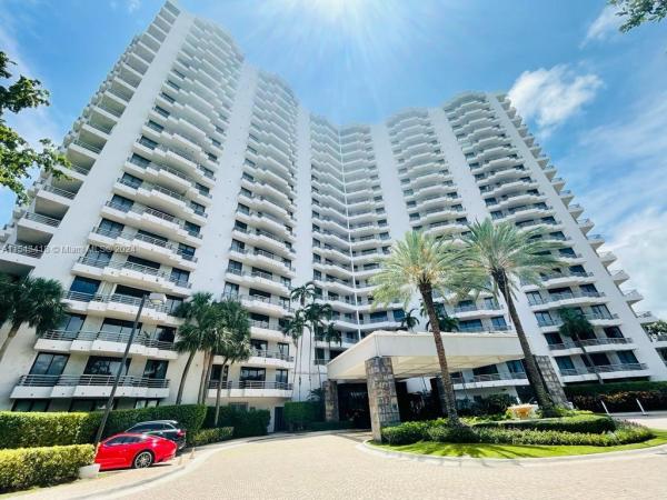 Parc Central Aventura South, 3300 NE 191st St #817, Aventura, Florida 33180, image 1