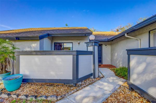 Strathmore Gate West, 403 Northgate Ct, Royal Palm Beach, Florida 33411, image 3