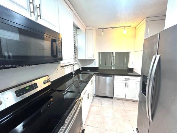 Greenglades, 8441 Forest Hills Dr #104, Coral Springs, Florida 33065, image 1