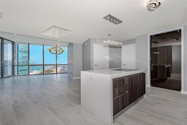 Paramount Miami Worldcenter, 851 NE 1st Ave #4509, Miami, Florida 33132, image 1