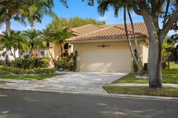 Grand Oak, 2666 Palmer Pl, Weston, Florida 33332, image 2