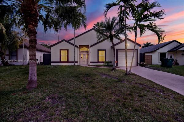 Villas Of Palm Bay, 759 SW 7th Ter, Florida City, Florida 33034, image 1