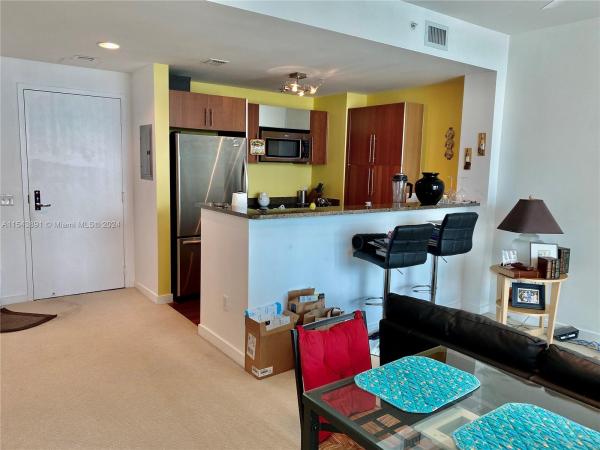Met 1, 300 S Biscayne Blvd #3107, Miami, Florida 33131, image 3