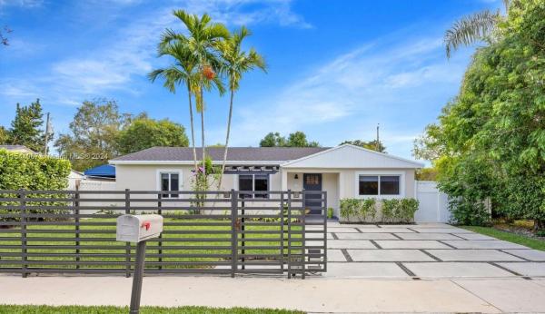 Bird Road Estates, 6374 SW 43rd St, South Miami, Florida 33155, image 1
