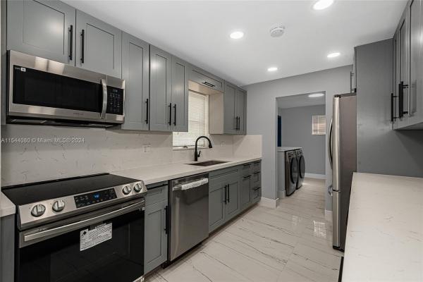 College Homesites, 745 Stirling Rd, Dania Beach, Florida 33004, image 2