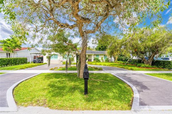 Winston Park, 13411 SW 79th St, Kendale Lakes, Florida 33183, image 1