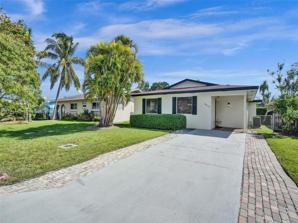 North Pompano Beach, 3810 NE 12th Ter, Pompano Beach, Florida 33064, image 1