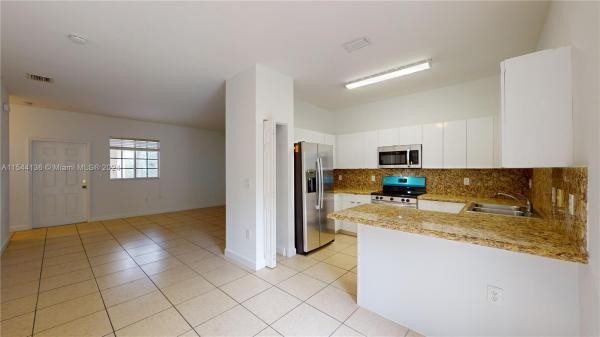 Caribbean Isles Villas, 372 NE 26th Pl #205, Homestead, Florida 33033, image 1
