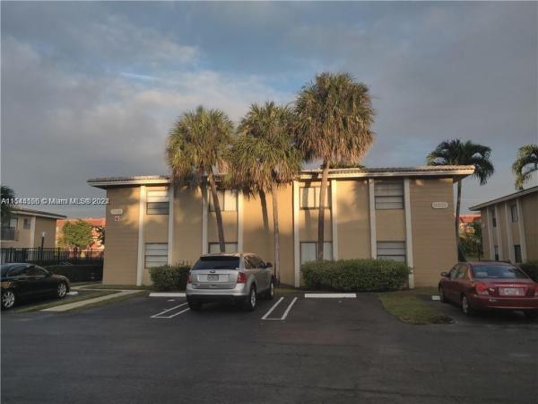 Villas Of Riverside, 2631 Riverside Dr #4, Coral Springs, Florida 33065, image 1