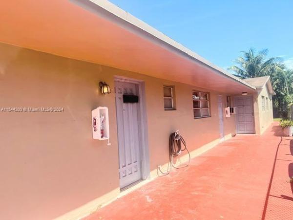 Evergreen Lawns, 3125 NW 21st Ct, Miami, Florida 33142, image 3
