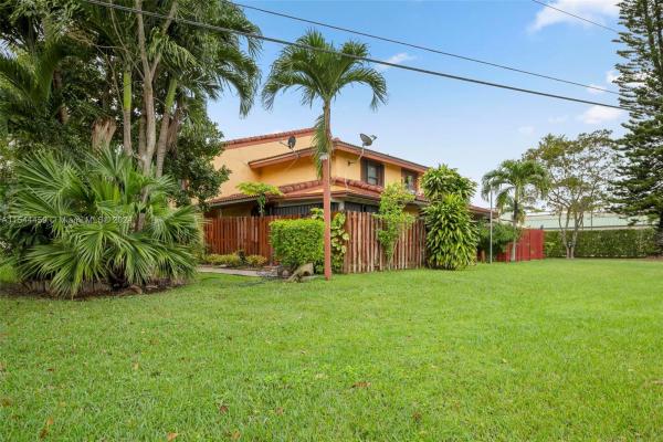 Summerset, 5975 SW 137th Ave #603, Kendale Lakes, Florida 33183, image 3