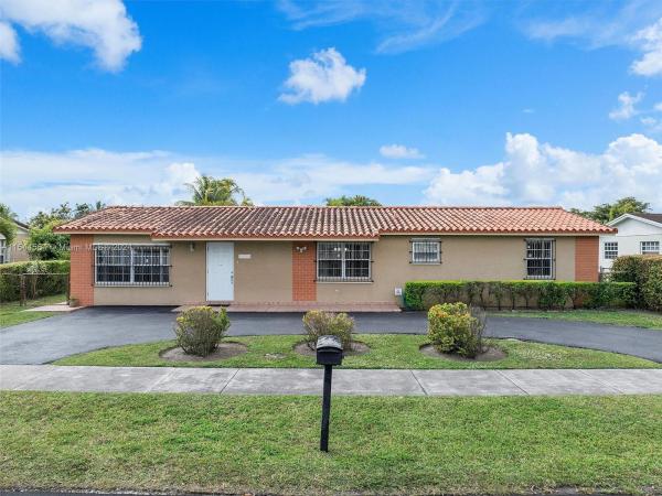 Snapper Creek Villas, 10790 SW 66th Dr, Sunset, Florida 33173, image 1