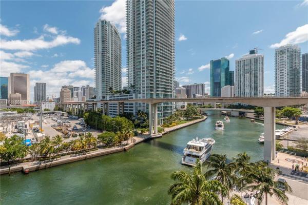 Neo Vertika, 690 SW 1st Ct #2302, Miami, Florida 33130, image 2