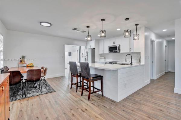 Relland Park, 1460 Riverland Rd, Fort Lauderdale, Florida 33312, image 1