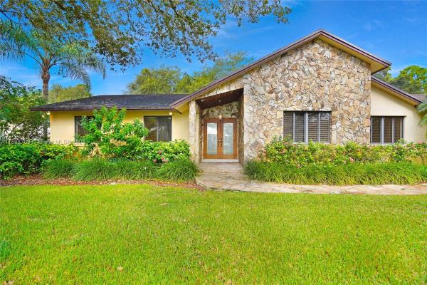 Country Ridge Estates, 26502 SW 173rd Pl, Redland, Florida 33031, image 1