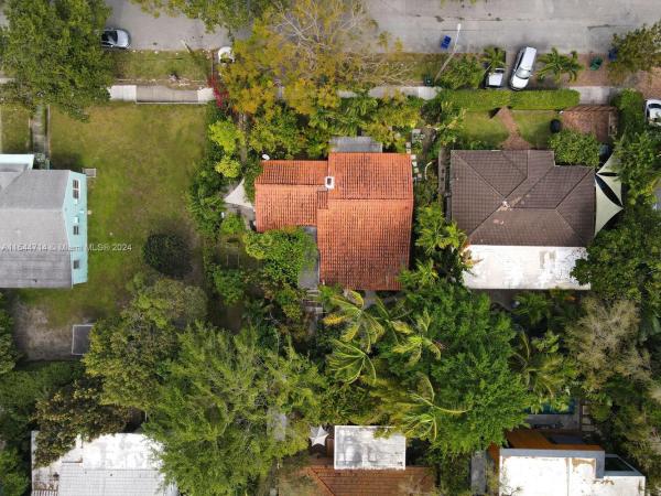 Silver Bluff Business Center, 2510 Tequesta Ln, Miami, Florida 33133, image 3