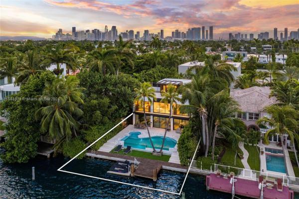 Rivo Alto, 247 E Rivo Alto Dr, Miami Beach, Florida 33139, image 1