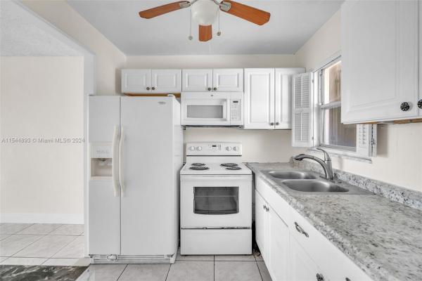 Sunrise Lakes 1, 8080 N Sunrise Lakes Dr #205, Sunrise, Florida 33322, image 1