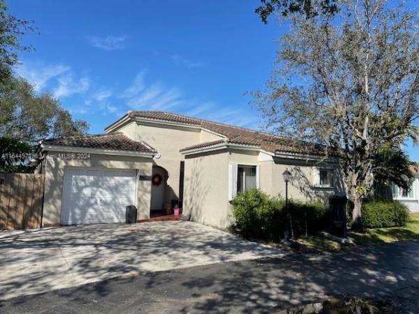 Poinciana At Sunset, 10961 SW 73rd St, Kendall, Florida 33173, image 2