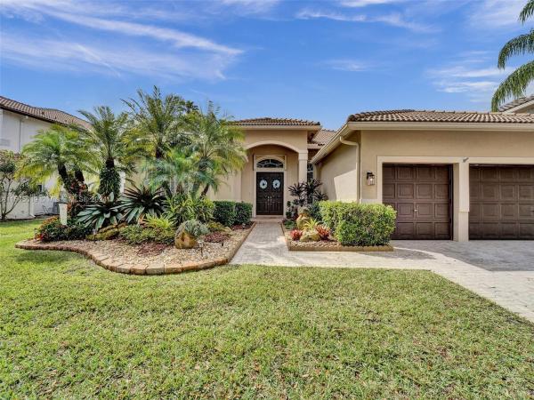 Lake Ridge, 4040 Sanderling Ln, Weston, Florida 33331, image 1