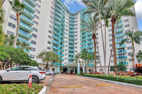 The Tides On Hollywood Beach, 3801 S Ocean Dr #8D, Hollywood, Florida 33019, image 1
