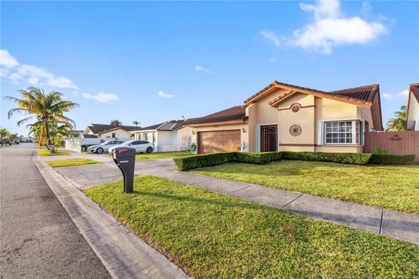 West Miller Heights, 15037 SW 63rd St, Kendall West, Florida 33193, image 1