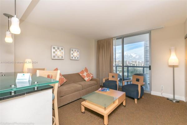 Marenas Resort, 18683 Collins Ave #2005, Sunny Isles Beach, Florida 33160, image 2