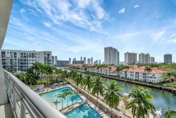 Artech Residences At Aventura, 2950 NE 188th St #435, Aventura, Florida 33180, image 2
