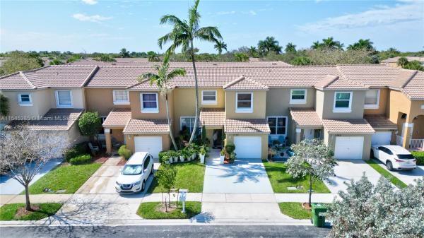 Park Crossing, 1370 NW 154th Ave #1370, Pembroke Pines, Florida 33028, image 1