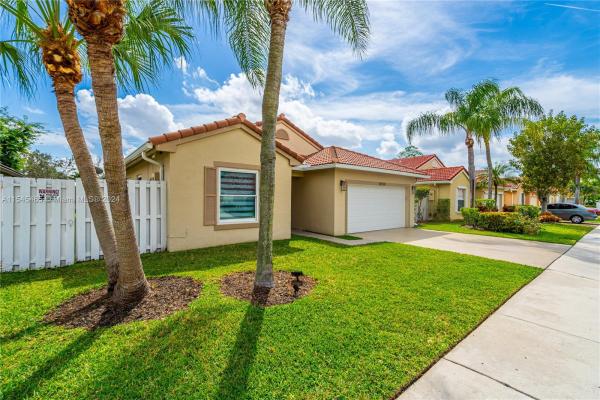 The Island At Spring Valley, 16550 NW 9th St, Pembroke Pines, Florida 33028, image 2