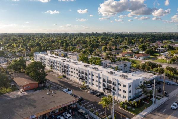 Claridge House, 14752 NE 6th Ave #105, Golden Glades, Florida 33161, image 1