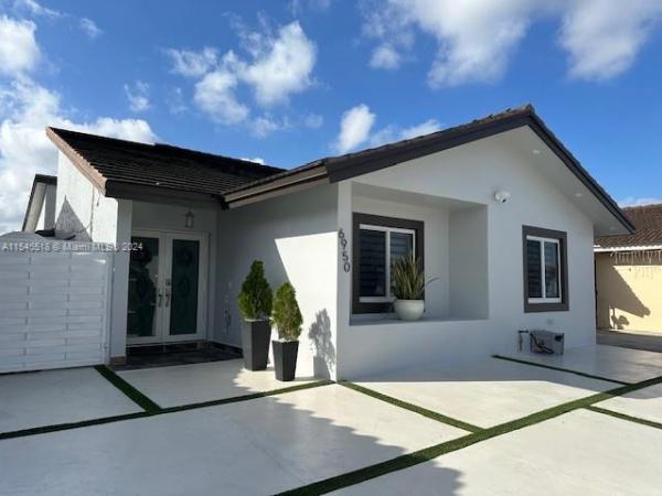 Lakes Of Palm Springs, 6950 NW 168th St, Country Club, Florida 33015, image 2