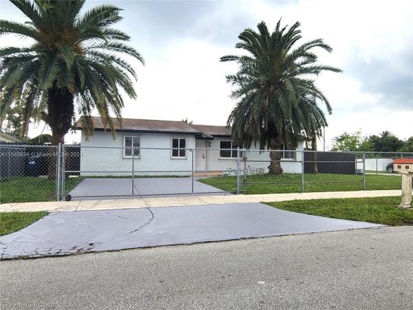 Eureka Manor, 12280 SW 185th St, South Miami Heights, Florida 33177, image 1