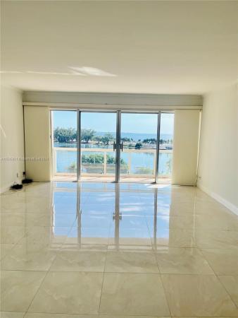 Brickell Townhouse, 2451 Brickell Ave #6S, Miami, Florida 33129, image 2