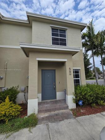 Keys Pointe, 560 NE 5th Ln #560, Florida City, Florida 33034, image 2