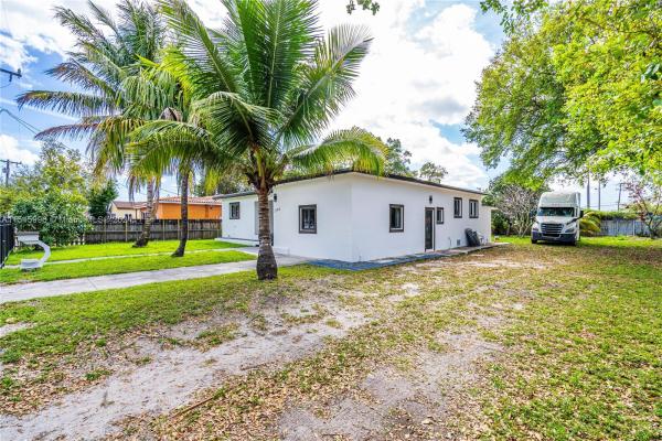 The Tropics, 2780 NW 97th St, West Little River, Florida 33147, image 3