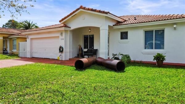 Mangus, 11316 SW 246th Ter, Princeton, Florida 33032, image 1