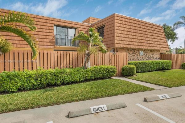 Camelot Gardens, 2600 Garden Ct, Cooper City, Florida 33026, image 1